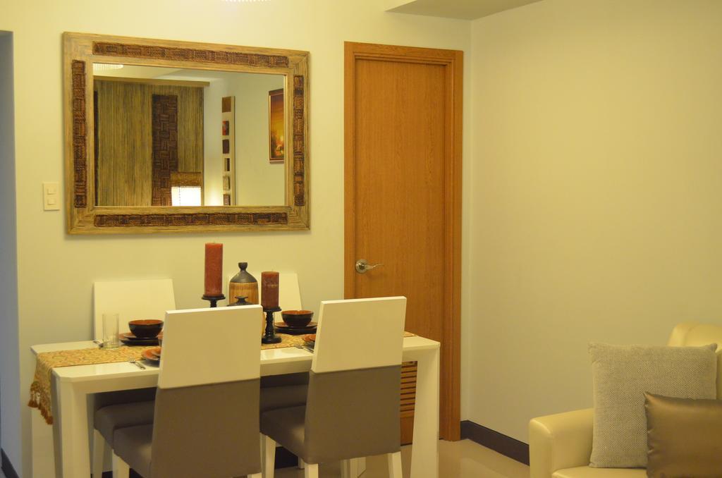 סן פדרו מקאטי Greenbelt Madison Apartments מראה חיצוני תמונה