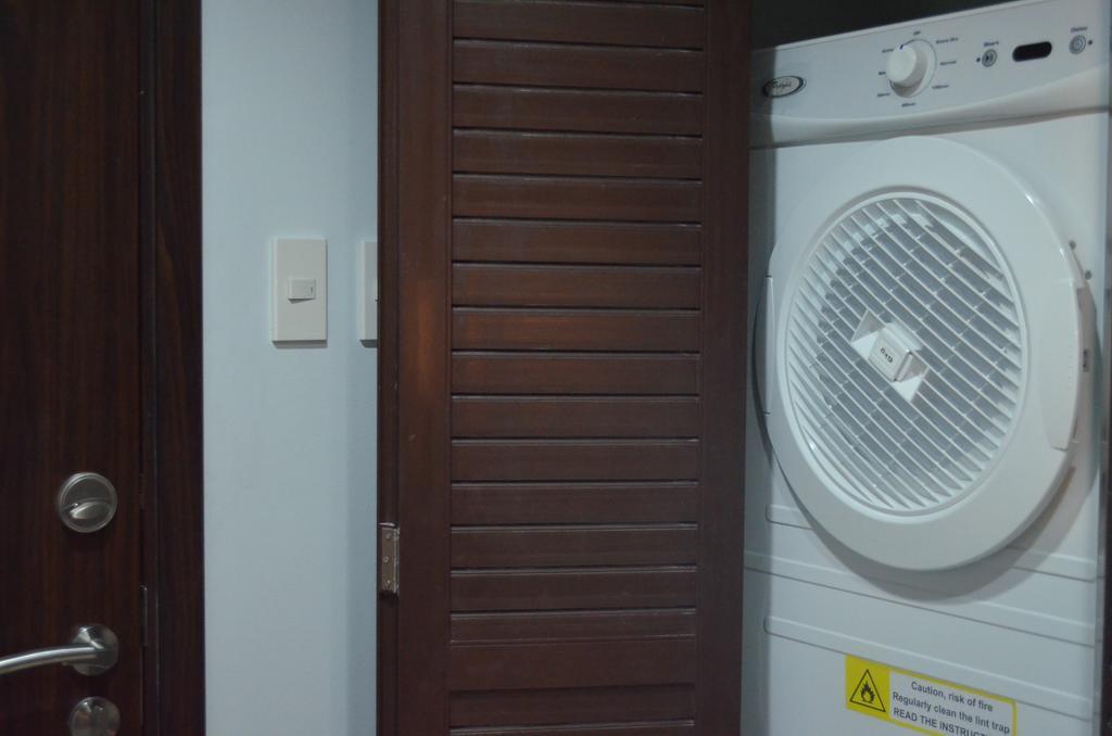 סן פדרו מקאטי Greenbelt Madison Apartments מראה חיצוני תמונה